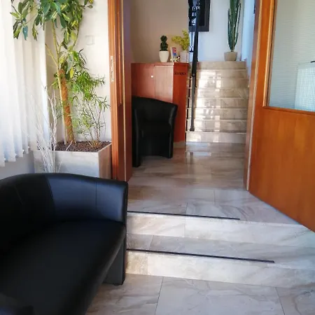 Paldus Guest house