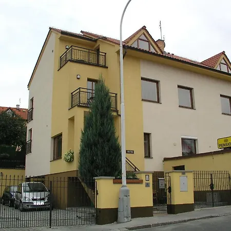 Paldus Casa de hóspedes 3*